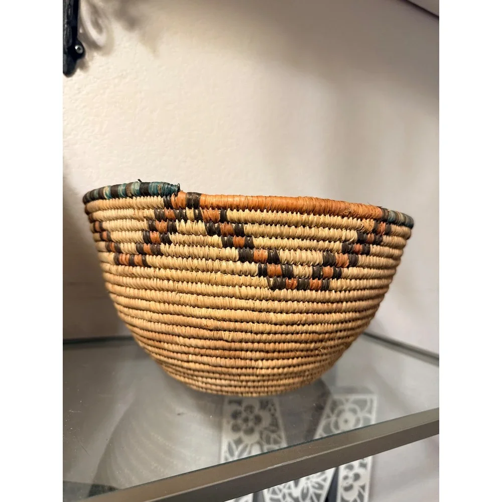 Handwoven Wicker Basket Decorative Tray Boho‎ Tribal Geometric Pattern 11